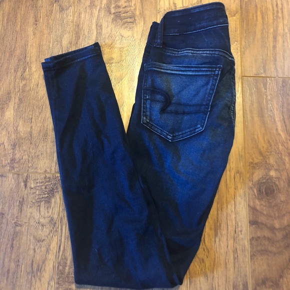 American Eagle Outfitters Denim - Super stretch, low rise American Eagle jeans.